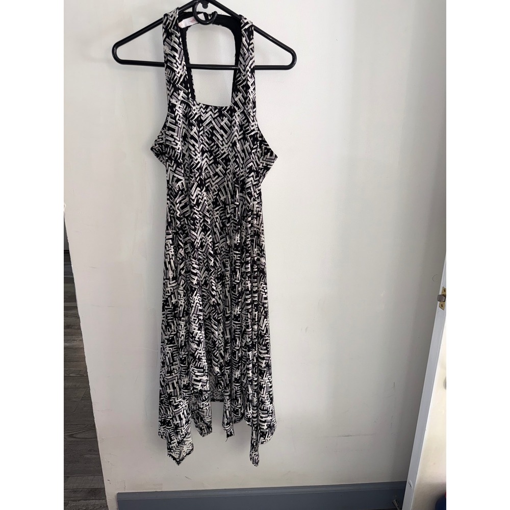 Candies Black White Geometric Halter Handkerchief Hem Dress Large